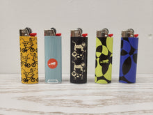 Lade das Bild in den Galerie-Viewer, Feuerzeug