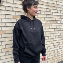 Lade das Bild in den Galerie-Viewer, Hoodie Schwarz (Unisex) 2024