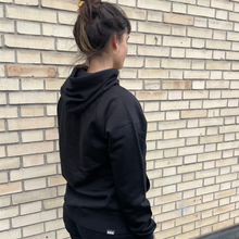 Lade das Bild in den Galerie-Viewer, Hoodie Schwarz (Unisex) 2024