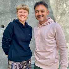 Lade das Bild in den Galerie-Viewer, Hoodie Soft Rose (Unisex)