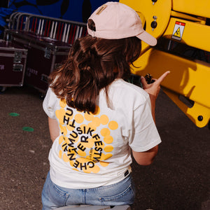 T-Shirt Gelb auf Weiss 2025